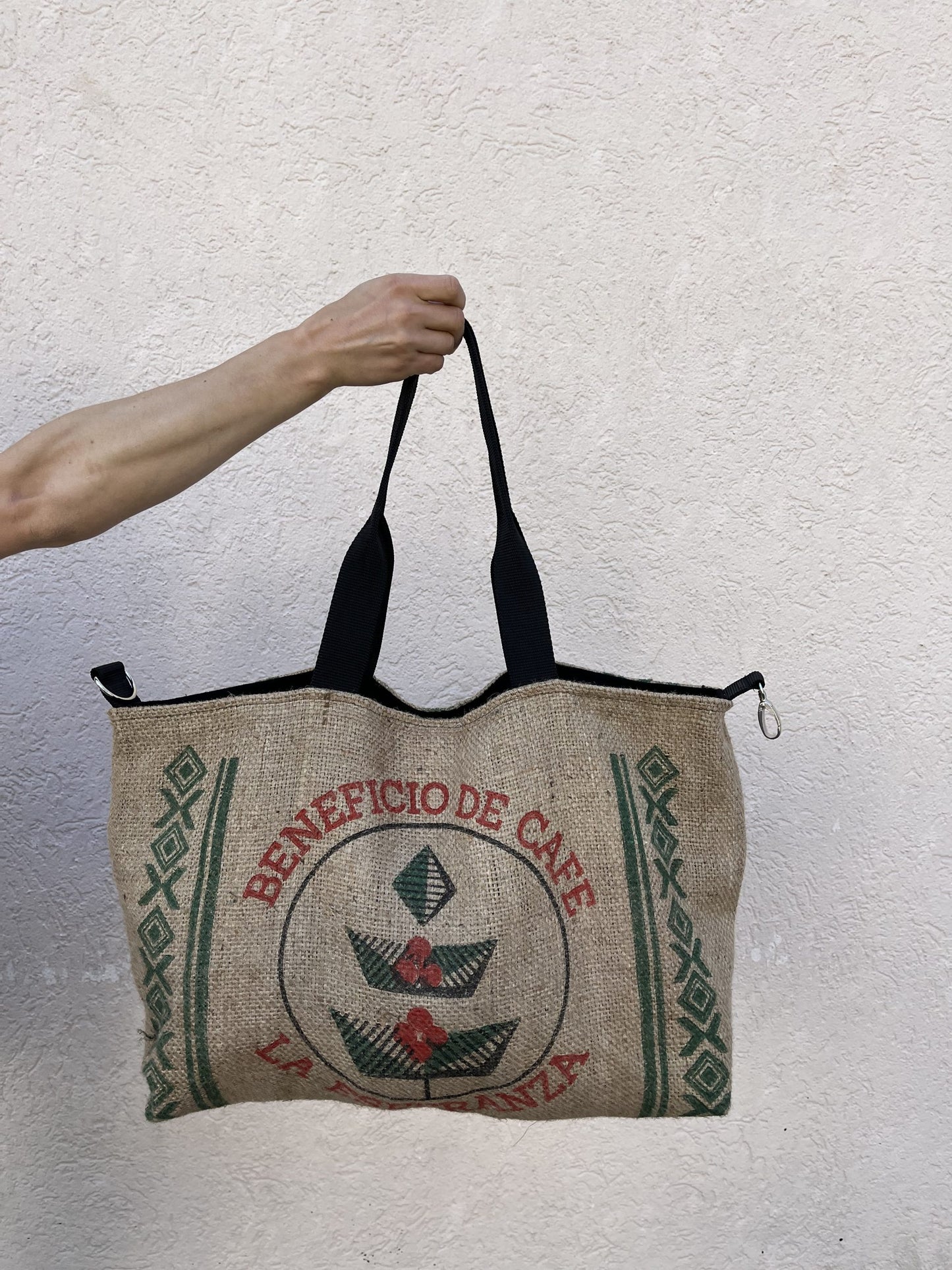 Tasche aus Jute-Säcken